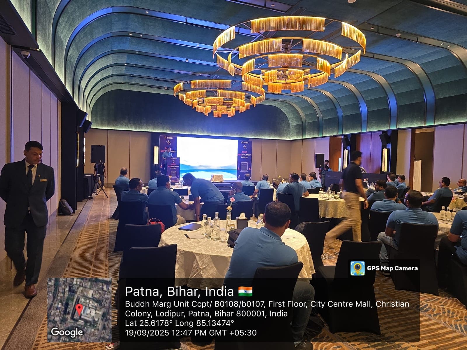 Dealer Meeting - Image 4